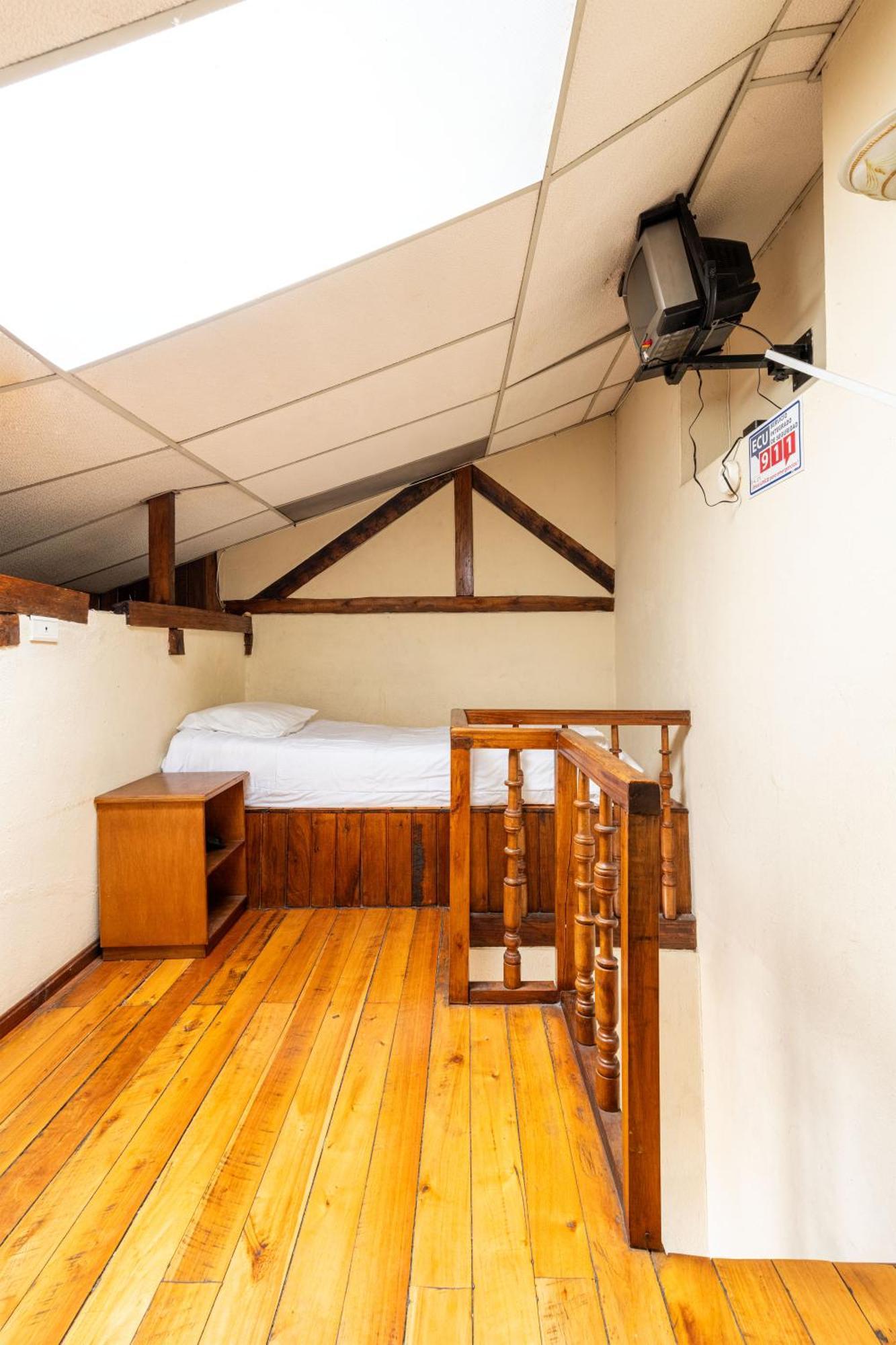 Hostal La Suite Sangolquí Extérieur photo