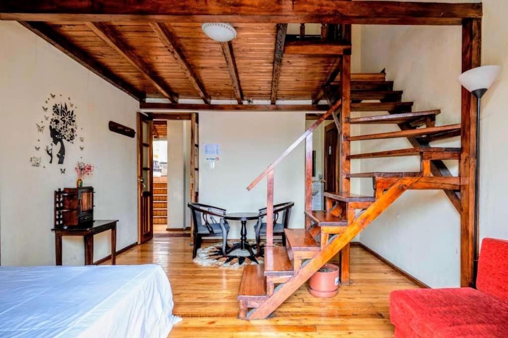 Hostal La Suite Sangolquí Extérieur photo