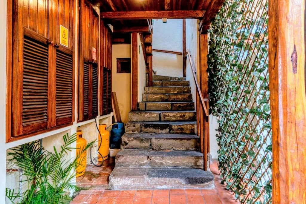 Hostal La Suite Sangolquí Extérieur photo